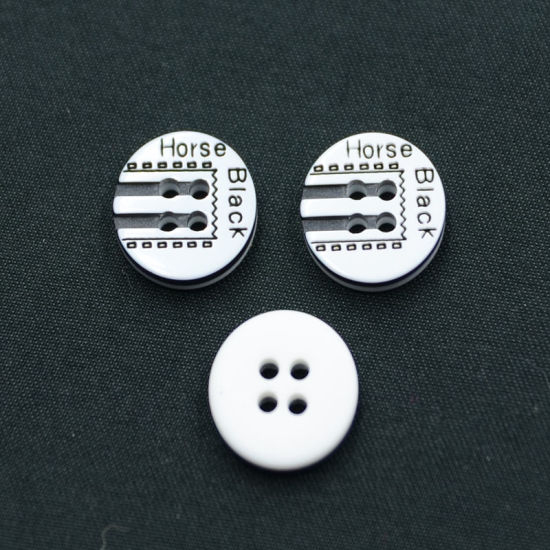 4 Holes New Design Polyester Button (S-031)