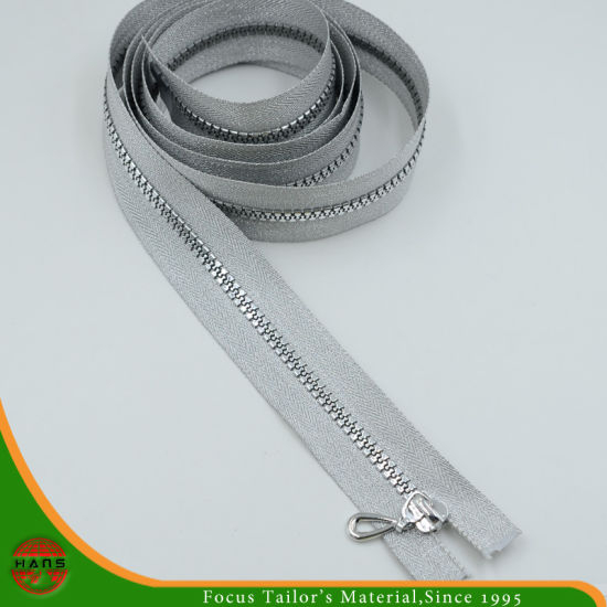 5# Plastic Silver Teeth & Silver Tape Zipper (SZ-071)