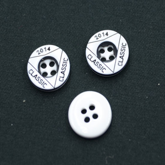 4 Holes New Design Polyester Button (S-039)