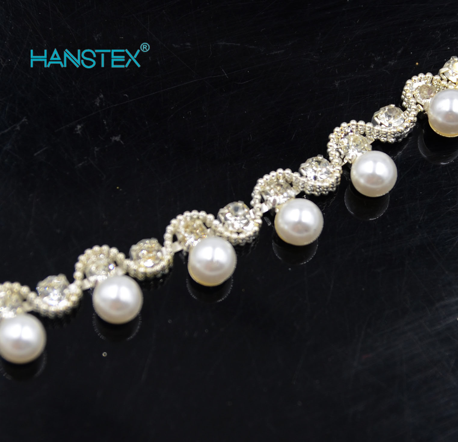Plastic-Beads-Decorative-Diamond-Pearl-Chain-Metal-Rhinestone-Chain-for-Garment-Bag-Shoe (2)